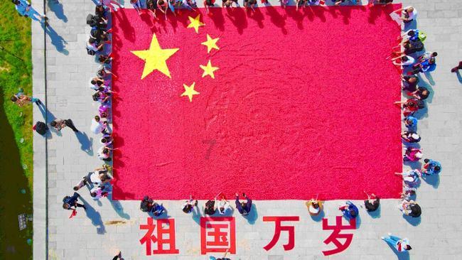 条纹背心搭配灰色瑜伽裤,俏皮有气质,你爱了吗?-全面高效的有问必答平台